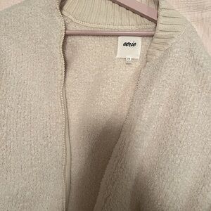 Teddy zip up jacket in size large f